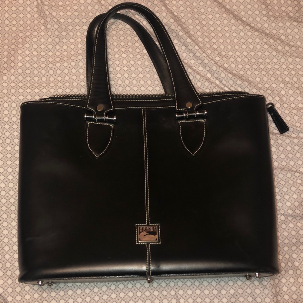 - EUC Dooney and Burke bag!!
